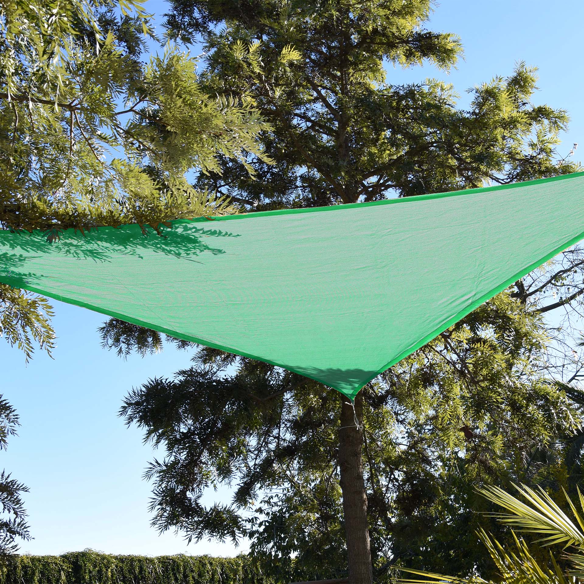 Toldo Vela PE Triang Verde 150G/M2 3,6 M X 3,6 M