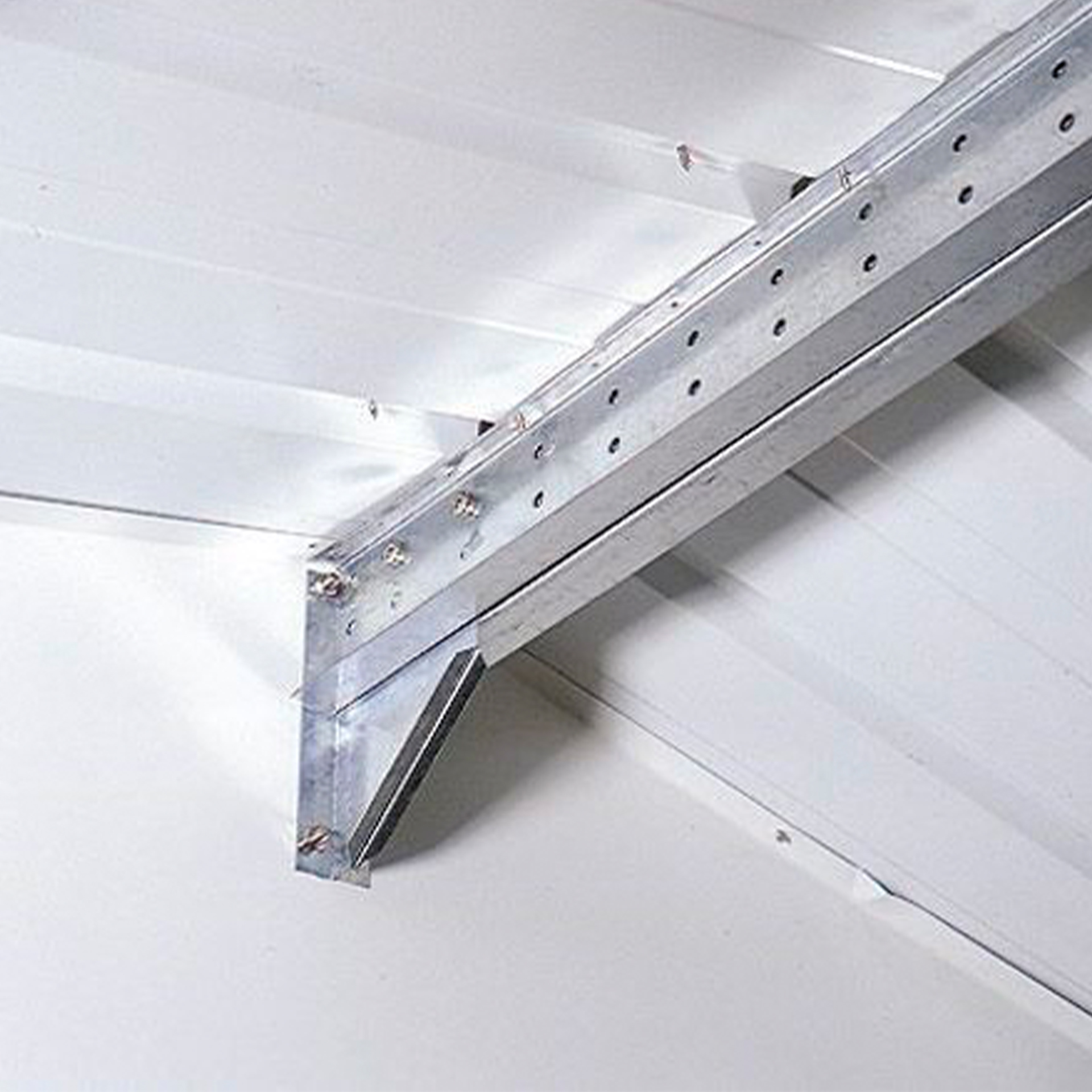 Abrigo Metal Cinza 7,7 M2 GARDIUN