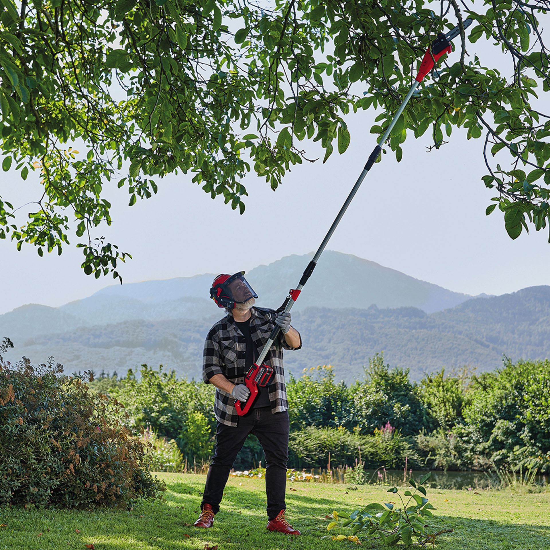 Electroserra Telescópica GC-LC 18/20 EINHELL