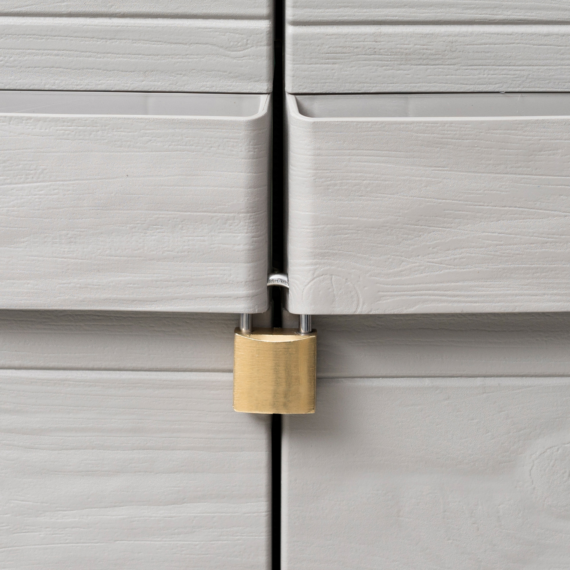 Armário Plástico Vassoureiro 3 Portas TOOMAX