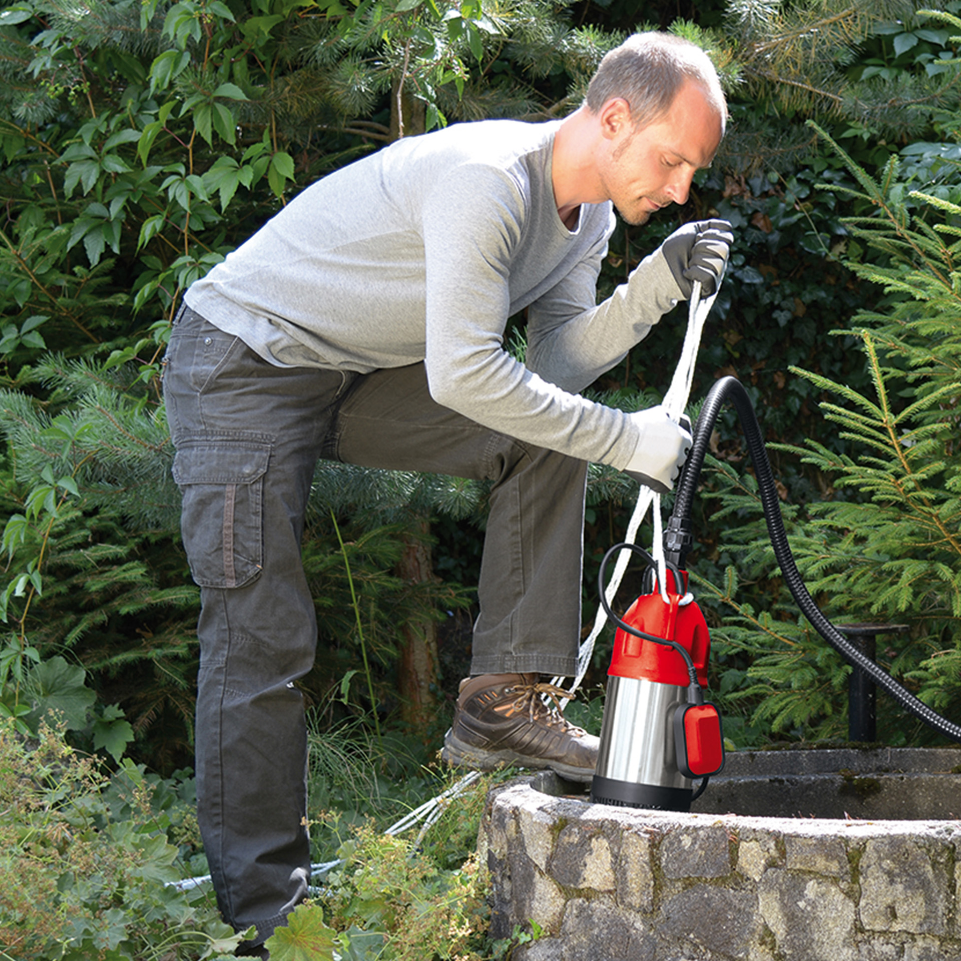 Bomba Submersível Inox Água Limpa 900W EINHELL