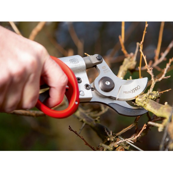 Tesoura Elétrica Kit F822 Bateria Dupla Capacidade Tesoura Elétrica Kit F822 Bateria Dupla Capacidade