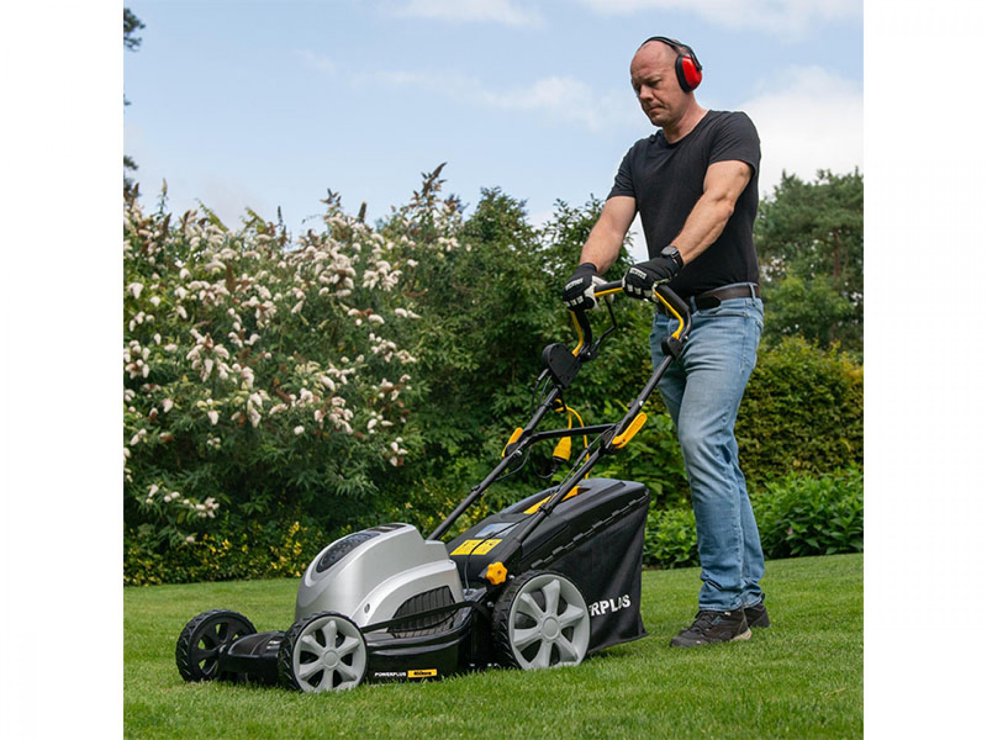 Corta Sebes Auto 1800W POWERPLUS