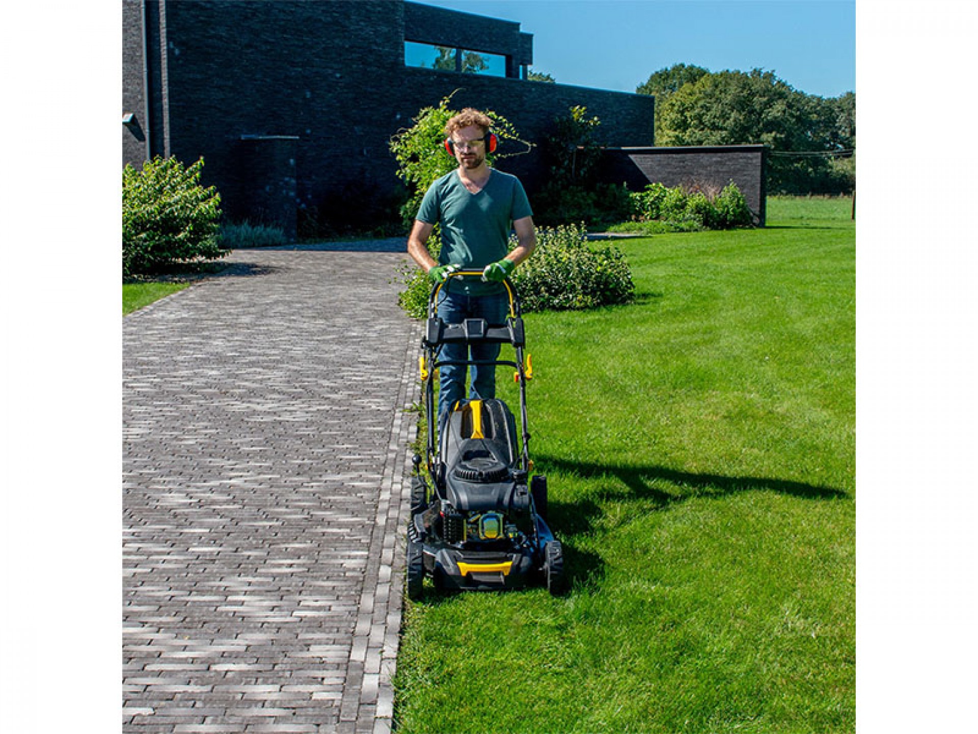 Corta Relva AE 224CC POWERPLUS