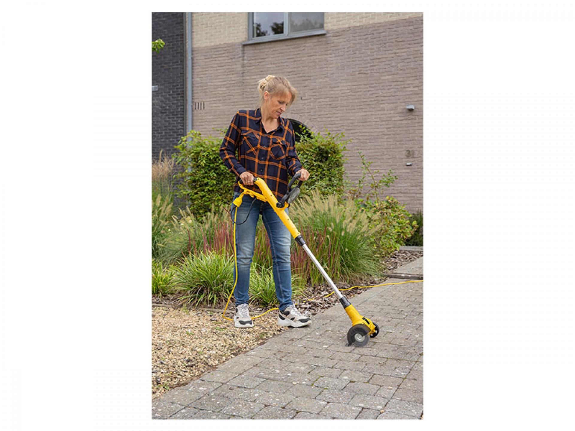 Escova Ervas Daninhas 400W POWERPLUS