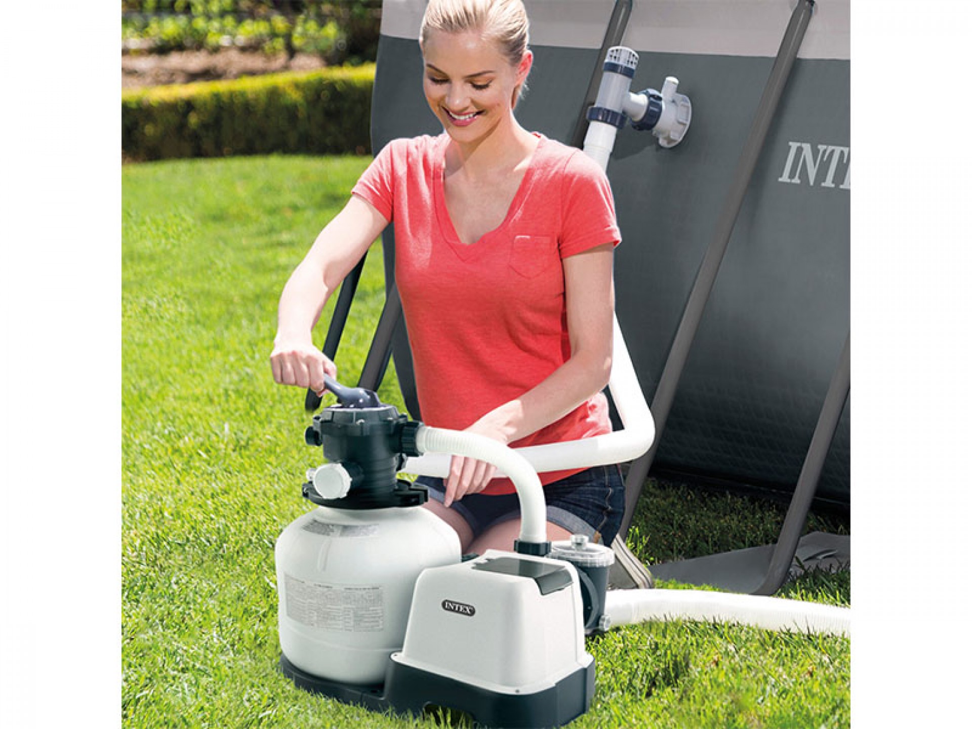 Filtro De Areia 7.900 l/h SX2100 INTEX