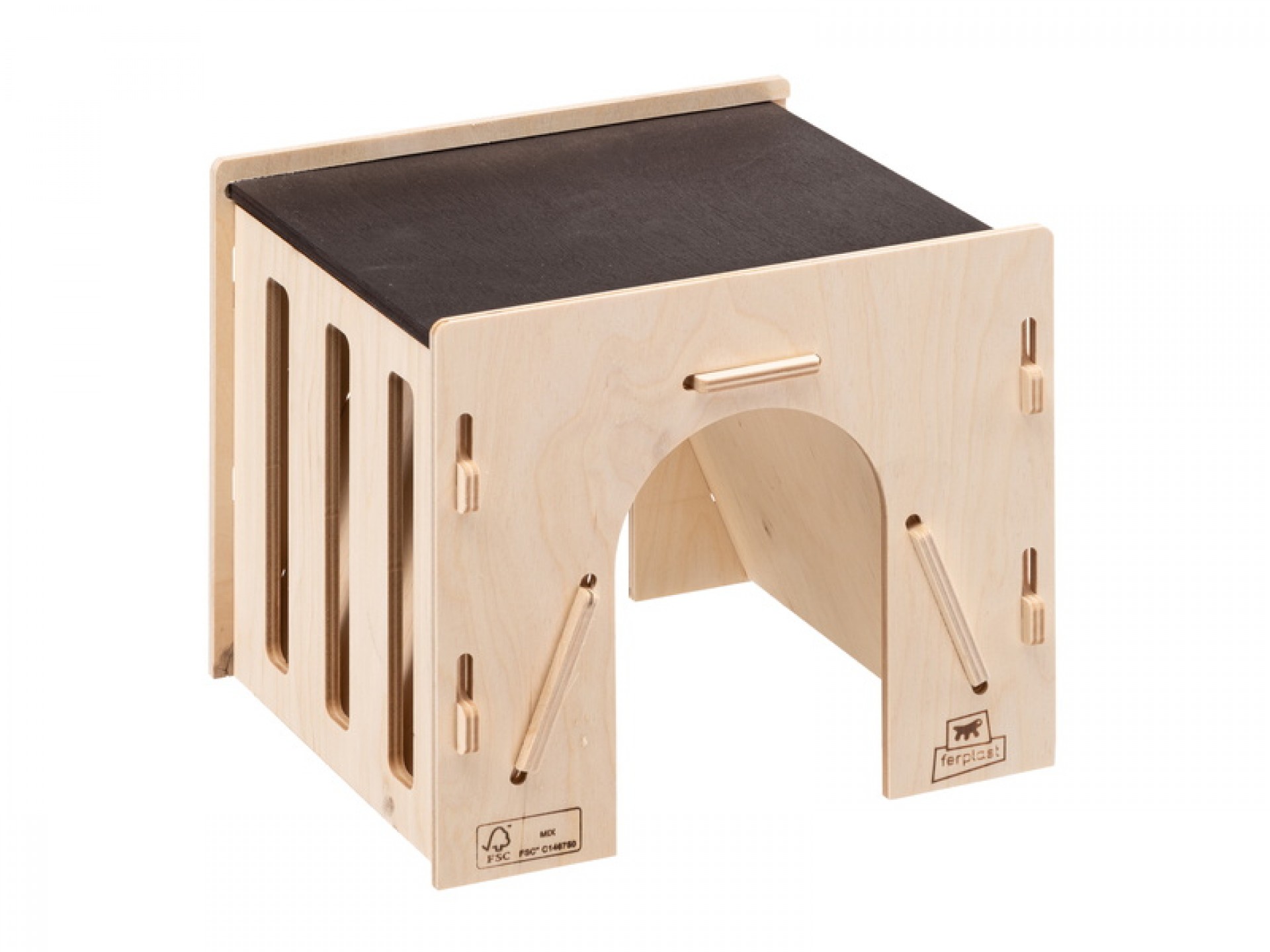 Porta Feno E Casa Em Madeira FERPLAST