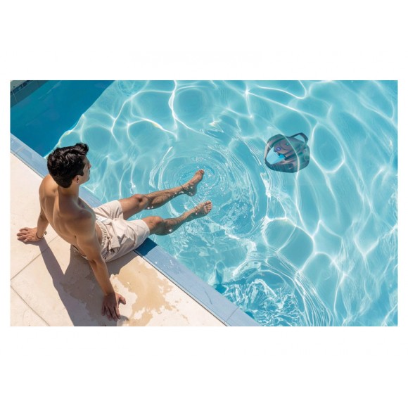 Limpa Fundos Bat Recar P/Piscinas Até 80m² Aut 90 Min ZODIAC Limpa Fundos Bat Recar P/Piscinas Até 80m² Aut 90 Min ZODIAC