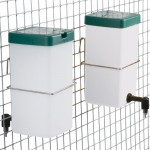 Bebedouro de Chupeta com Garrafa Coelhos 1 L GAUN Bebedouro de Chupeta com Garrafa Coelhos 1 L GAUN